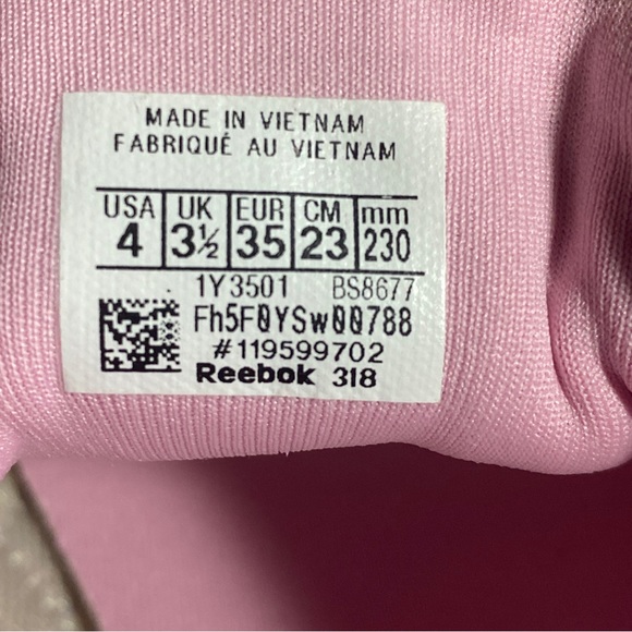 Reebok Classic Charming Junior Sz 4 Pink and White Sneakers - Picture 10 of 11